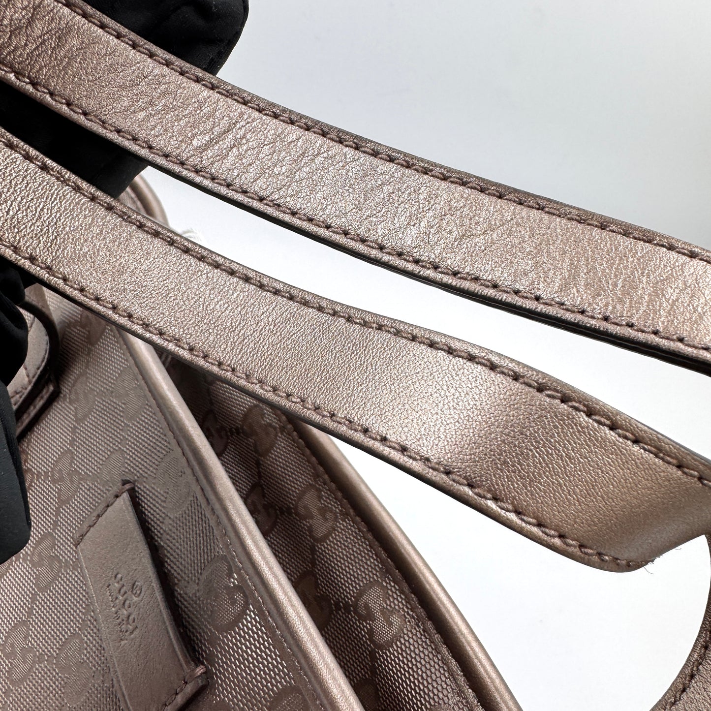 Gucci GG 珠光 PVC 購物托特包