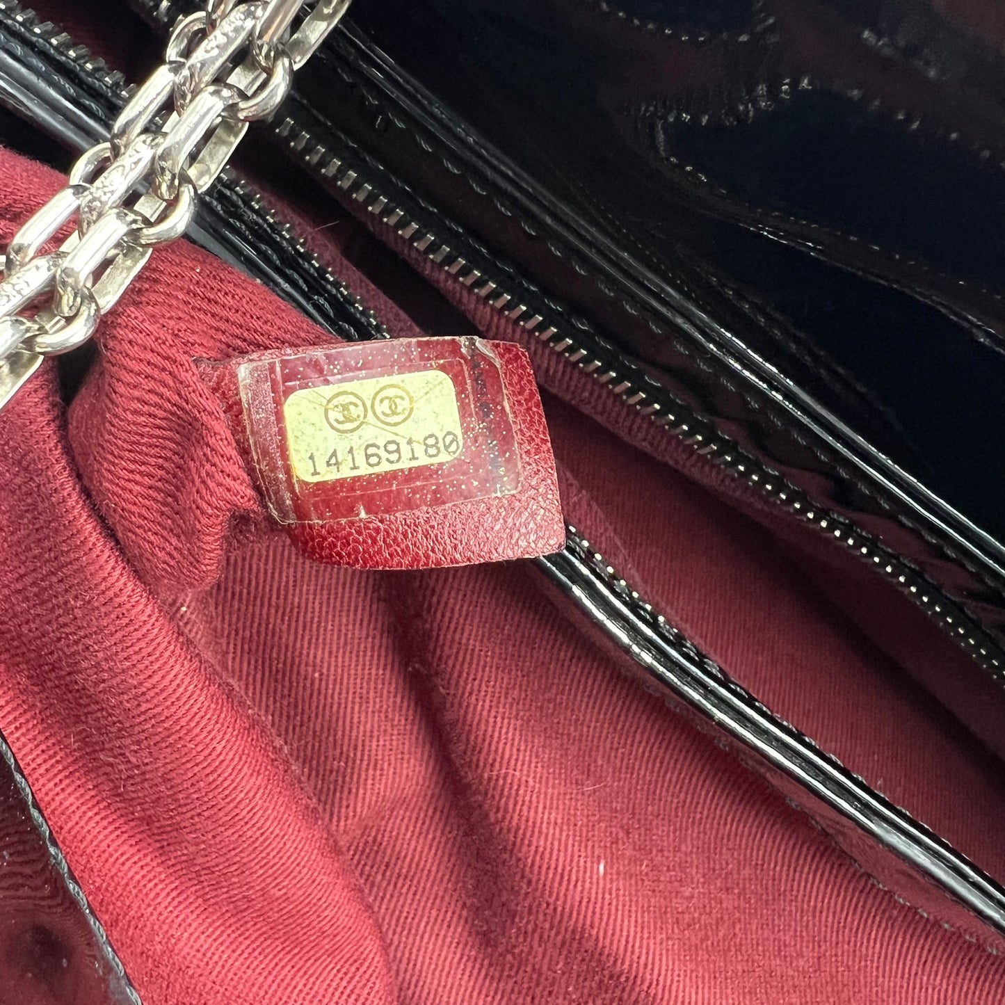 Chanel 黑銀保齡球單肩包