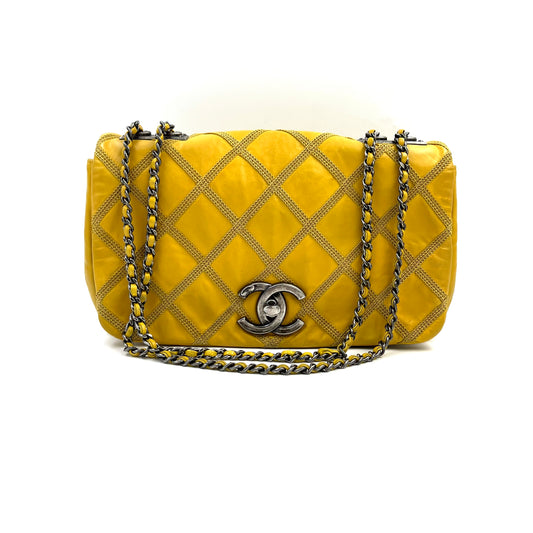 Chanel 黃色單肩鍊條包