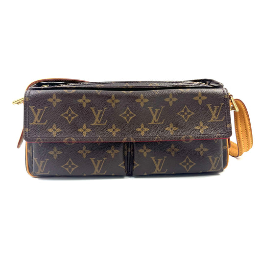 LOUIS VUITTON 拉鍊開合老花滿印