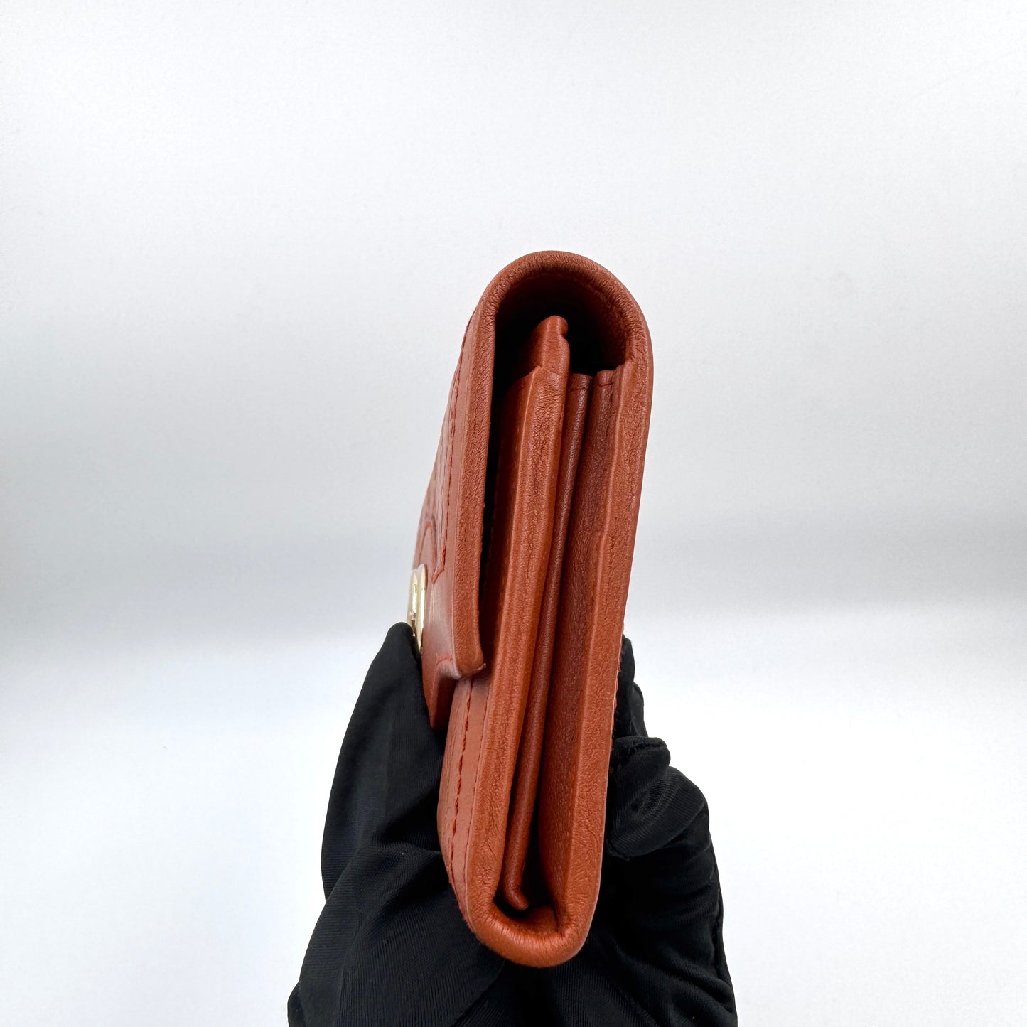 Gucci Interlocking G 雙 G 金扣長款皮夾