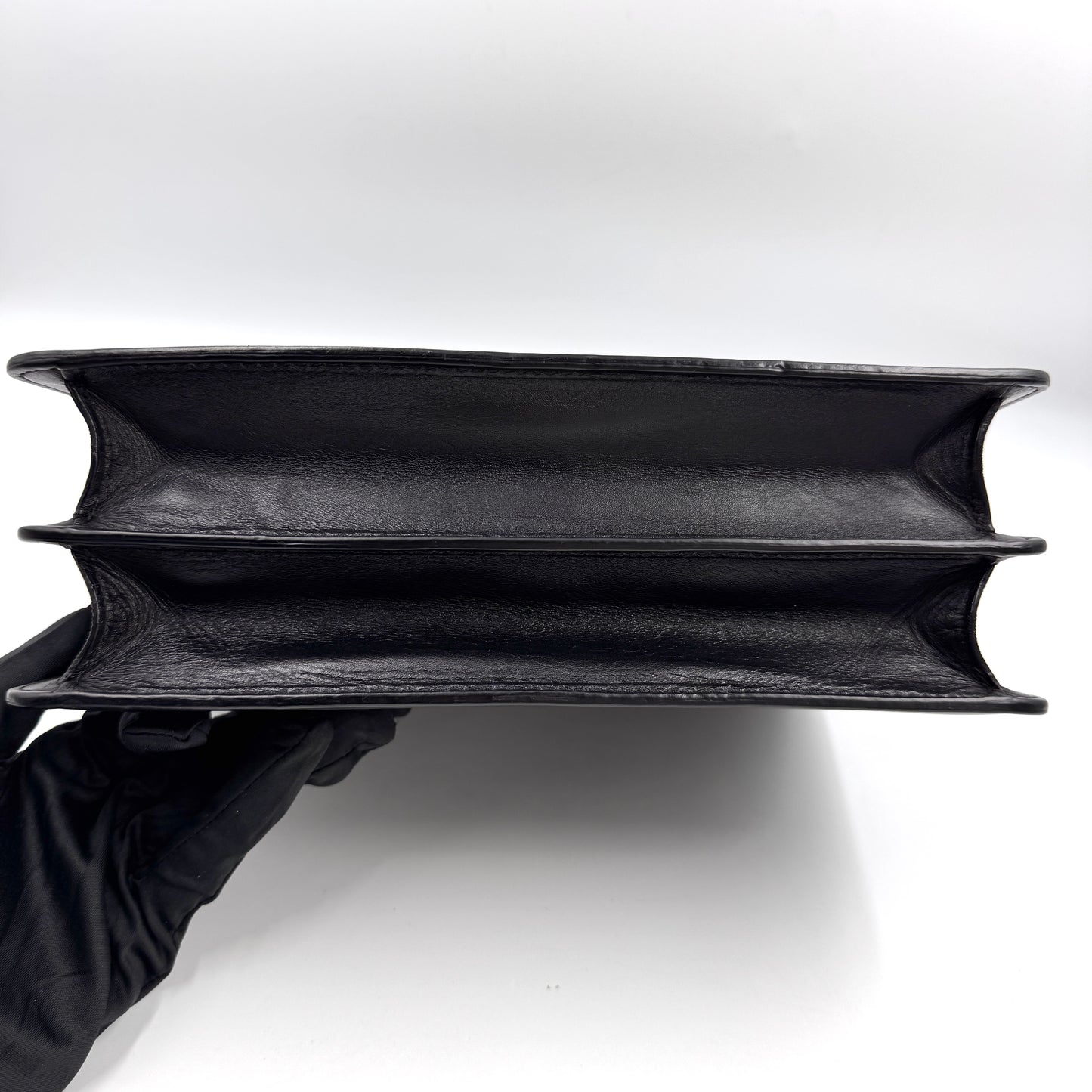 Bvlgari Serpenti 黑色風琴包