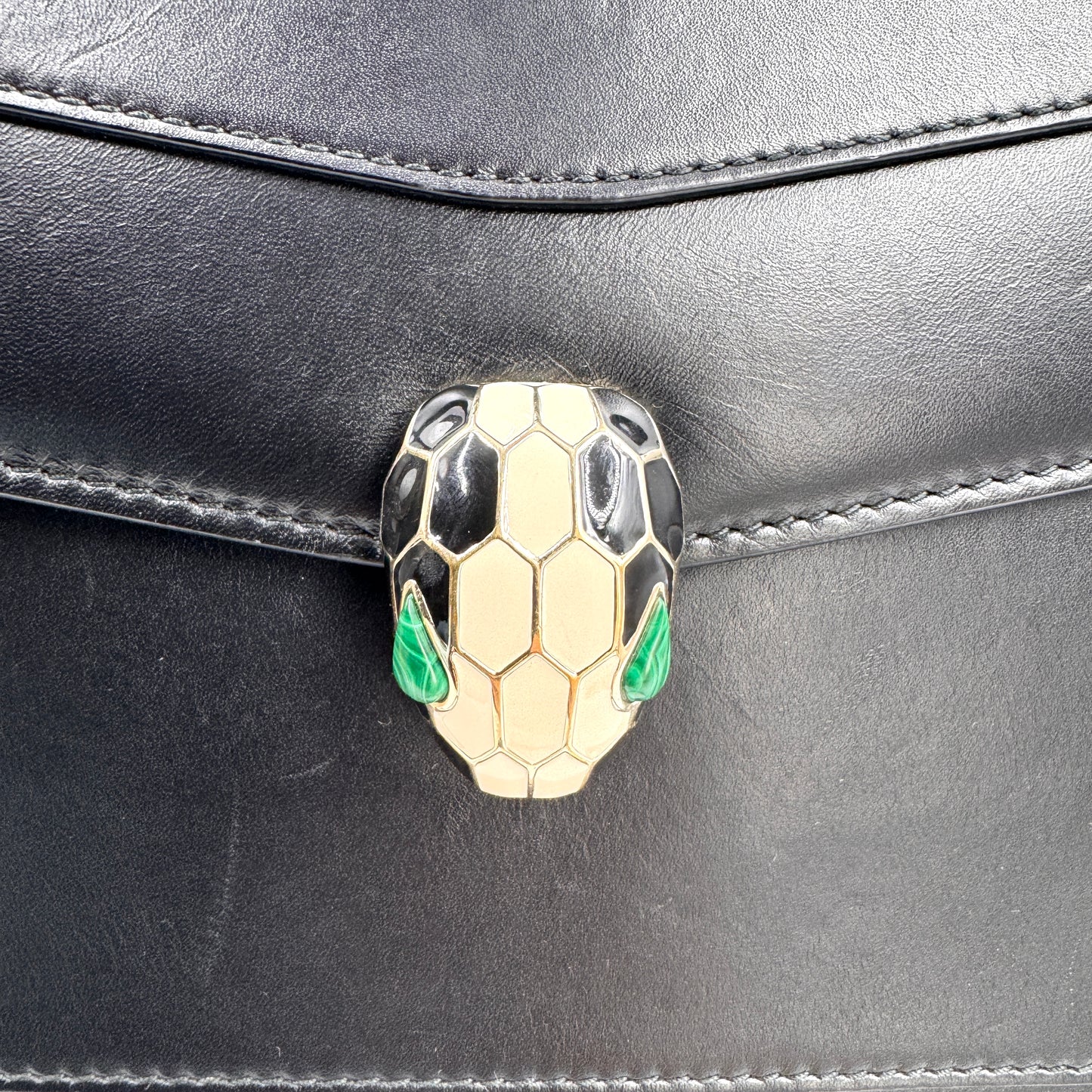 Bvlgari Serpenti 黑色風琴包