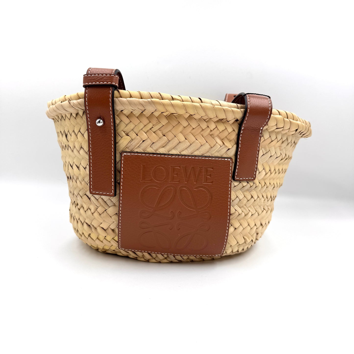 Loewe 草編沙灘包