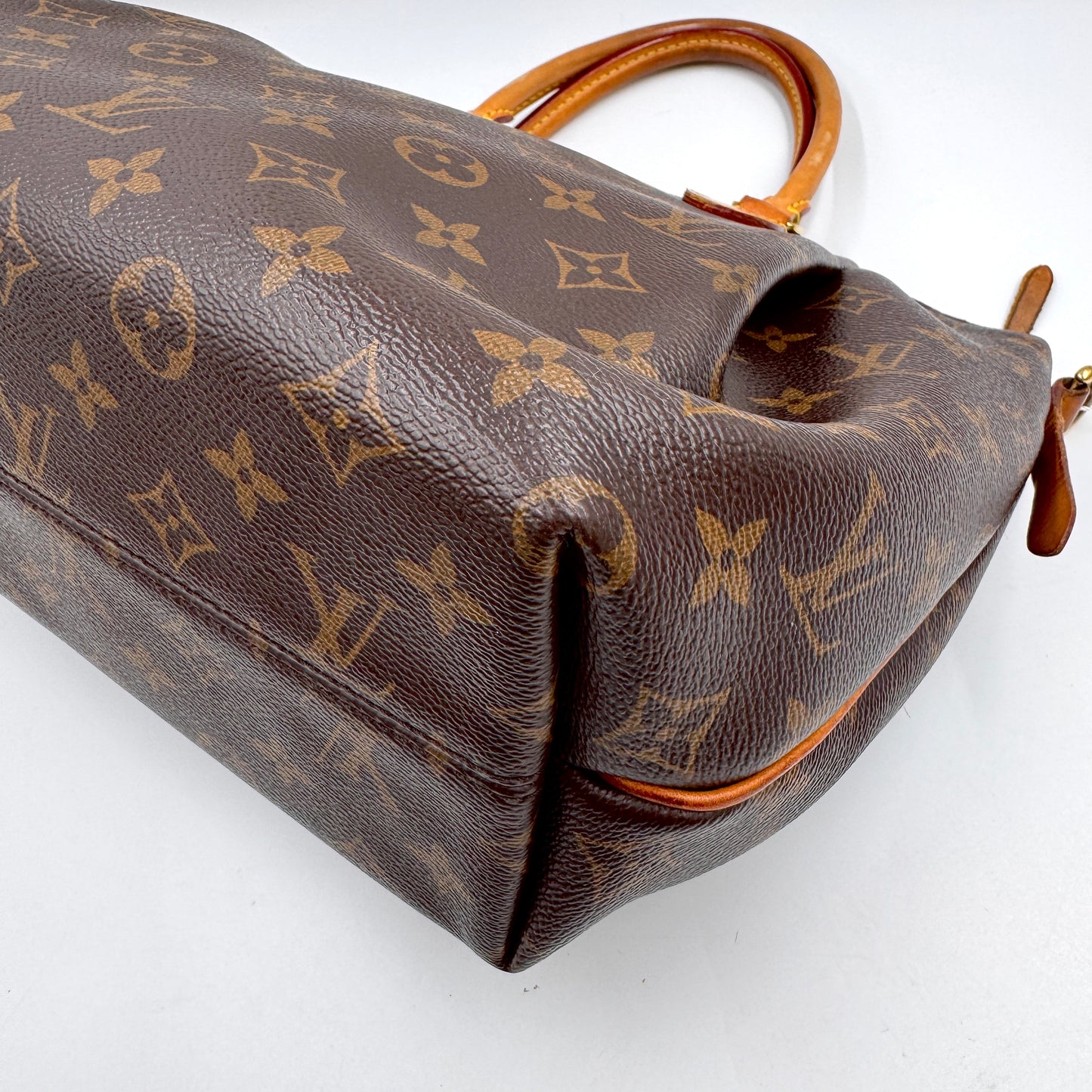 Louis Vuitton 經典老花餃子包