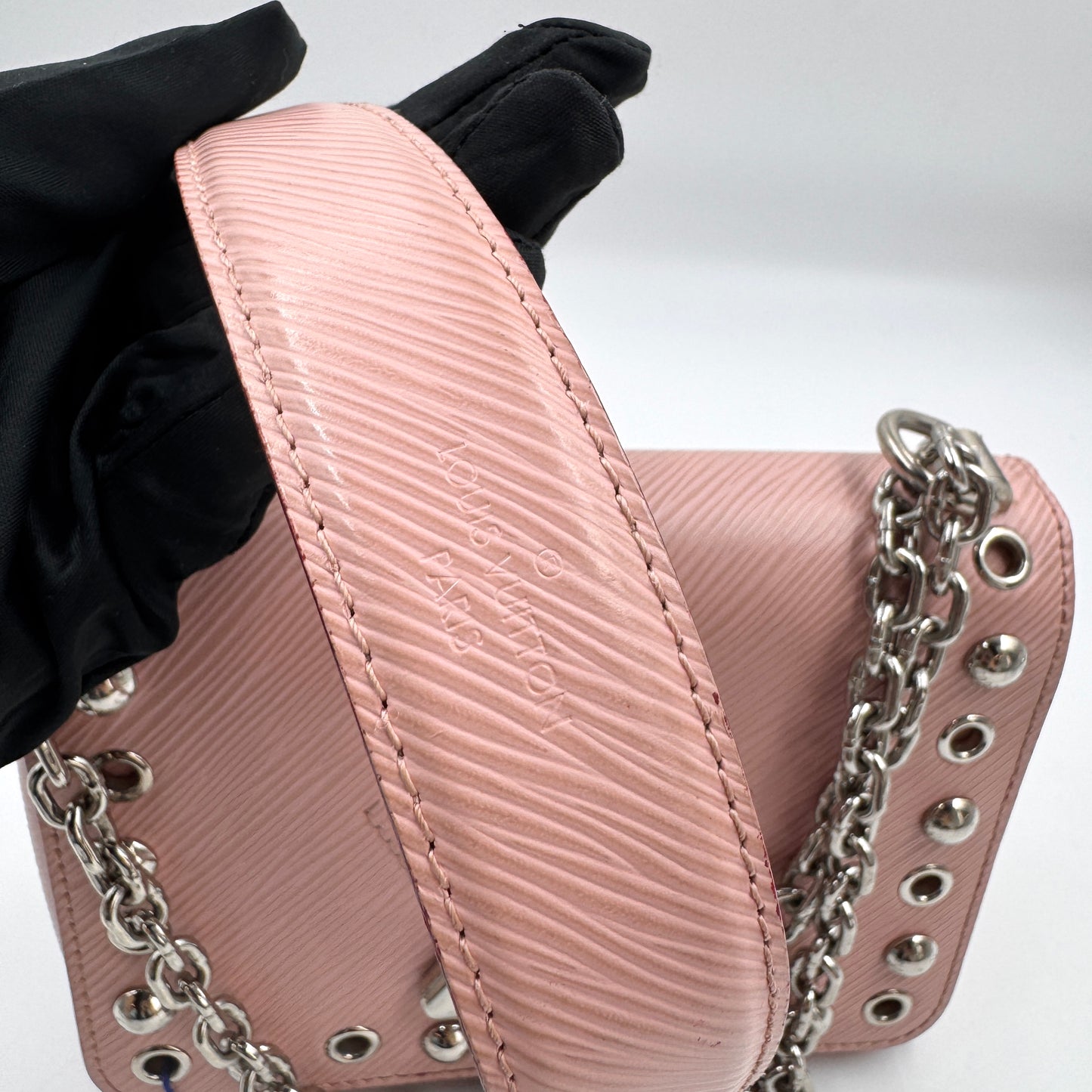 Louis Vuitton Twist MM 黑銀水波紋小號手提斜背包