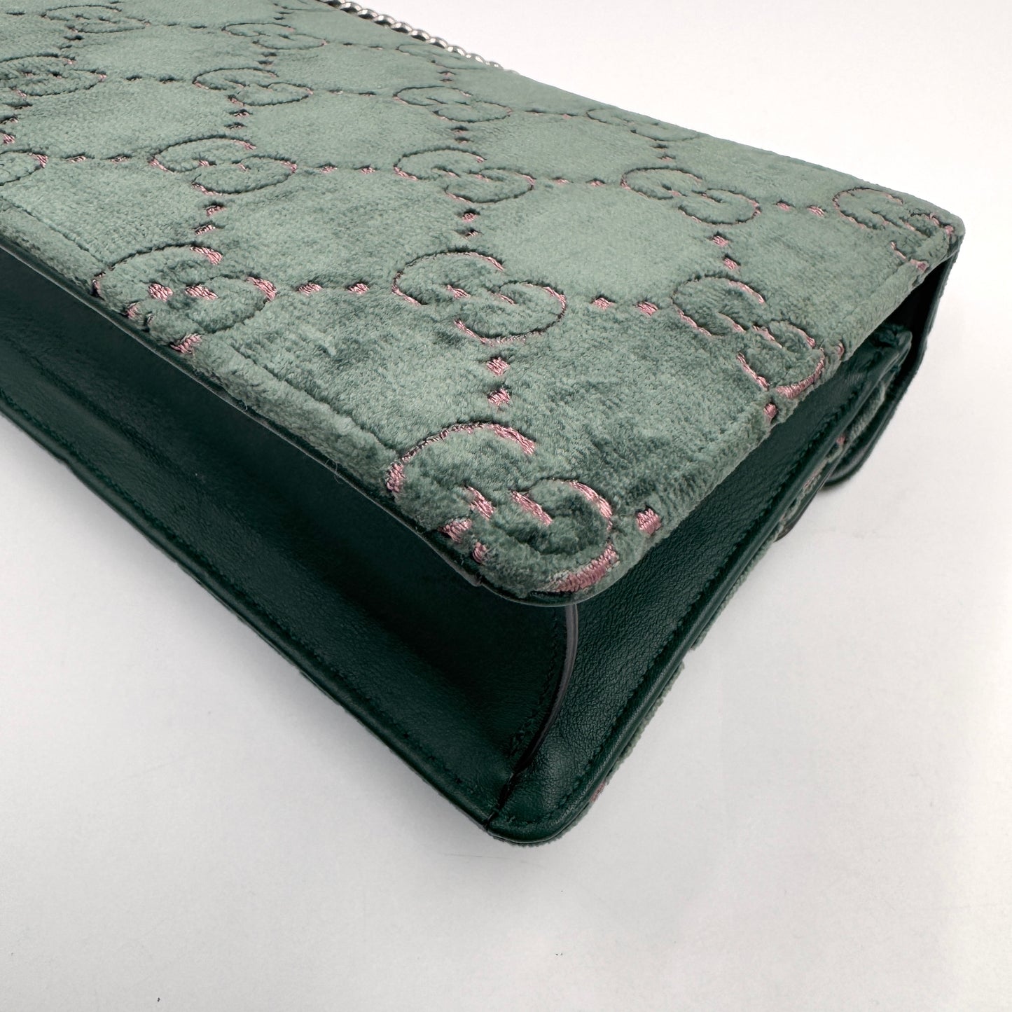 Gucci Dionysus Suede GG Small（酒神）麂皮鑽扣酒神小號