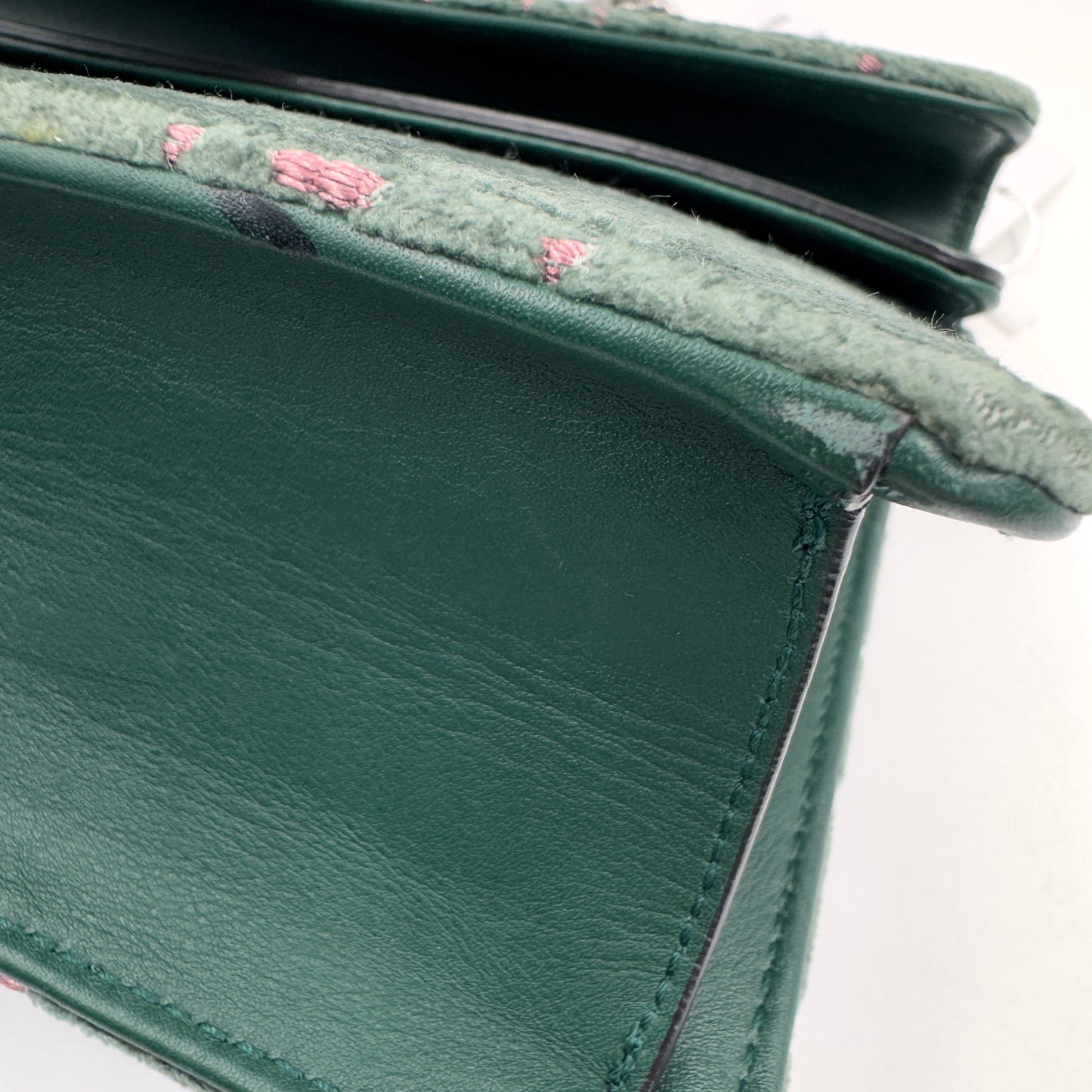 Gucci Dionysus Suede GG Small（酒神）麂皮鑽扣酒神小號