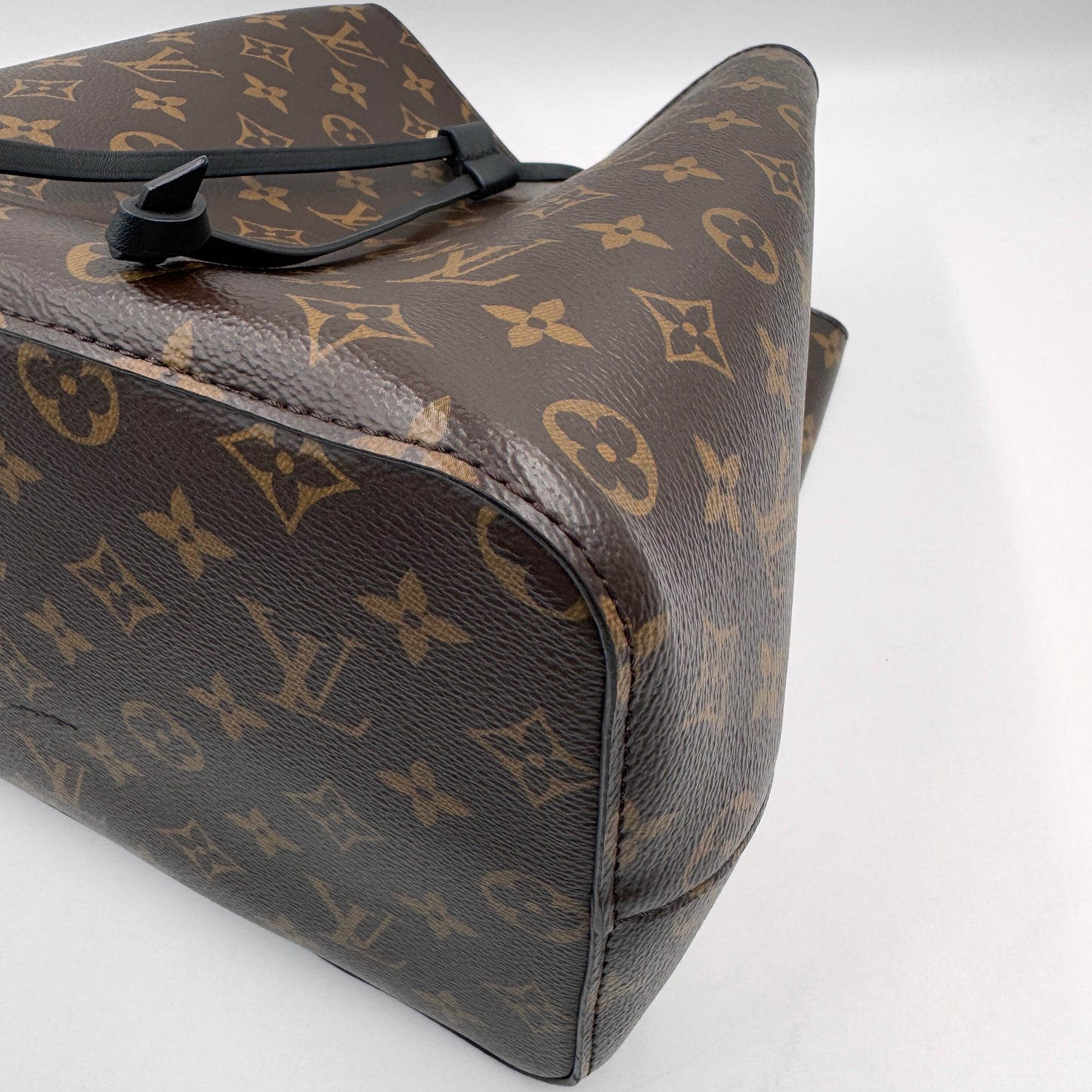 Louis Vuitton NéoNoé MM（水桶包）老花黑色水桶包