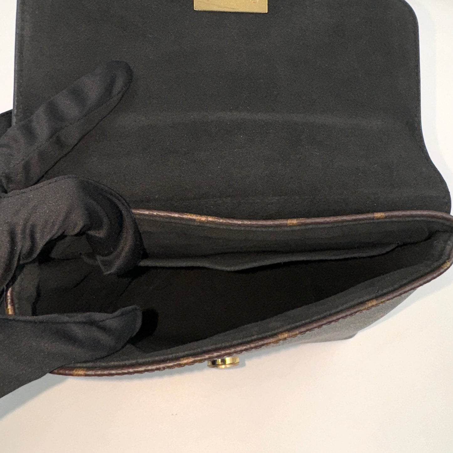 Louis Vuitton Locky BB（小鎖頭包）老花拼黑色