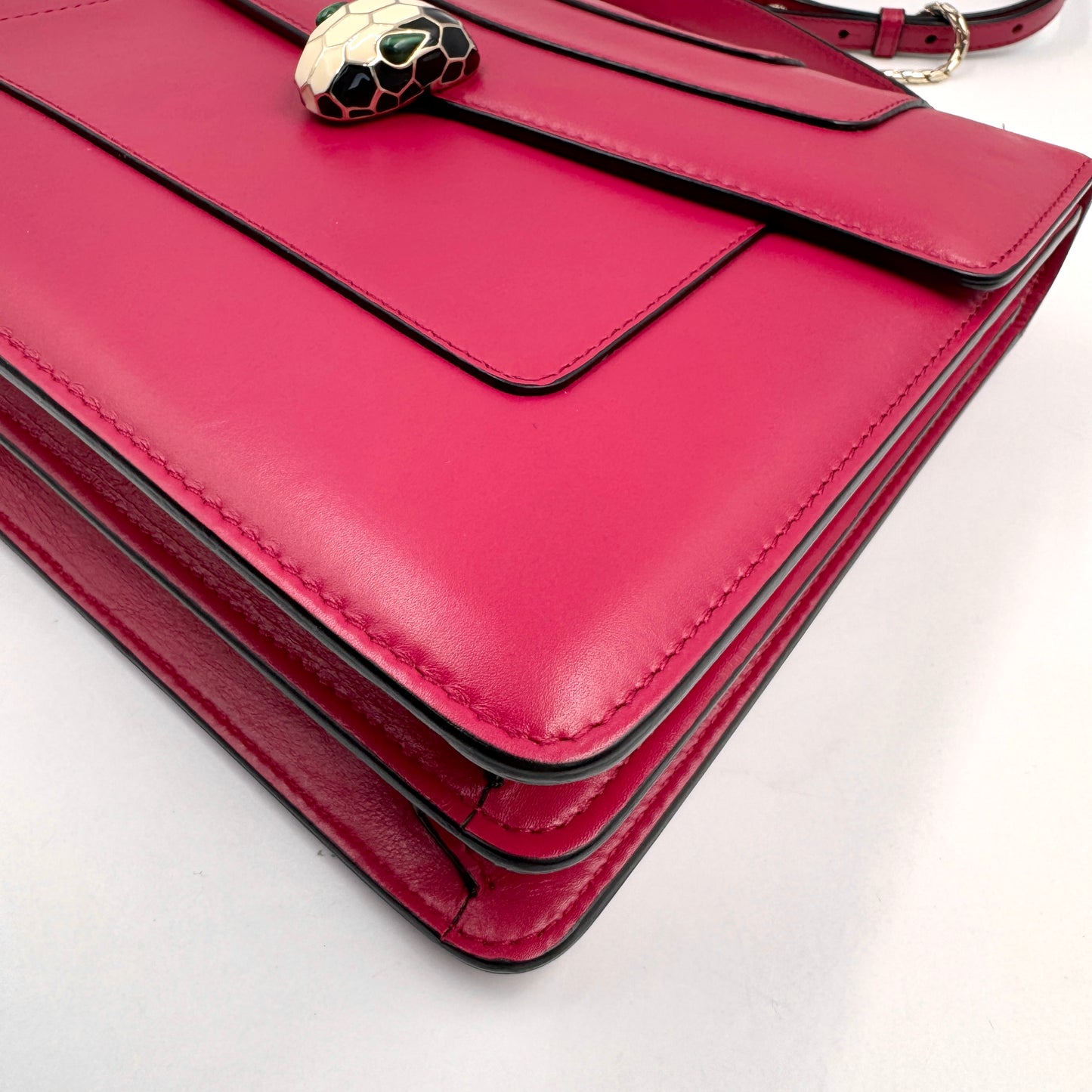 Bvlgari Serpenti Forever Accordion Bag（蛇頭包）風琴折層蛇頭手提